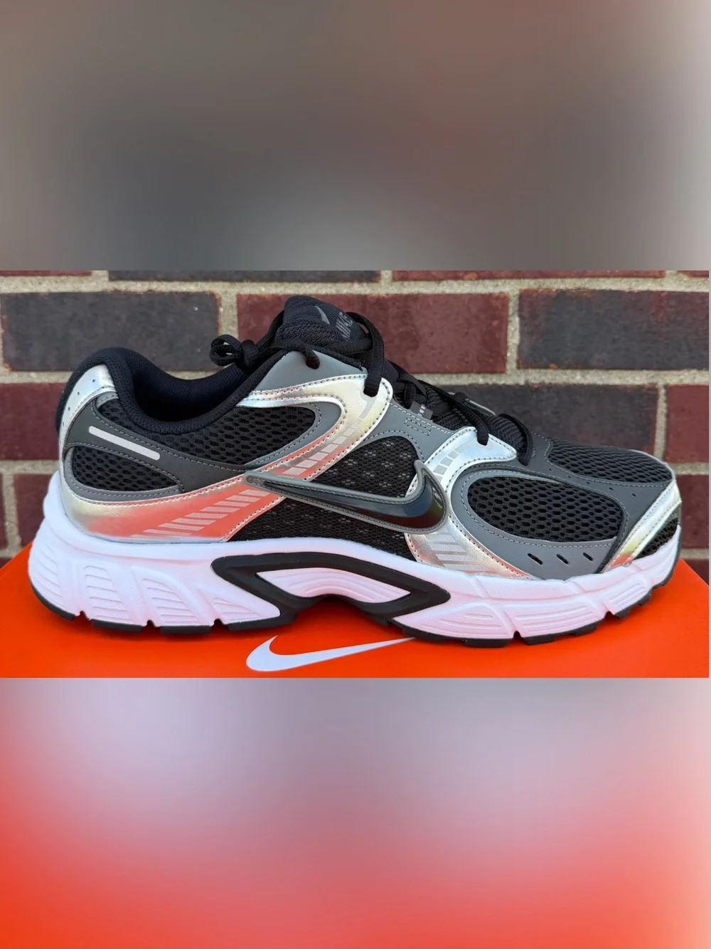Nike V5 RNR Men’s Size 13 Black/Anthracite/Smoke Grey BRAND NEW with box